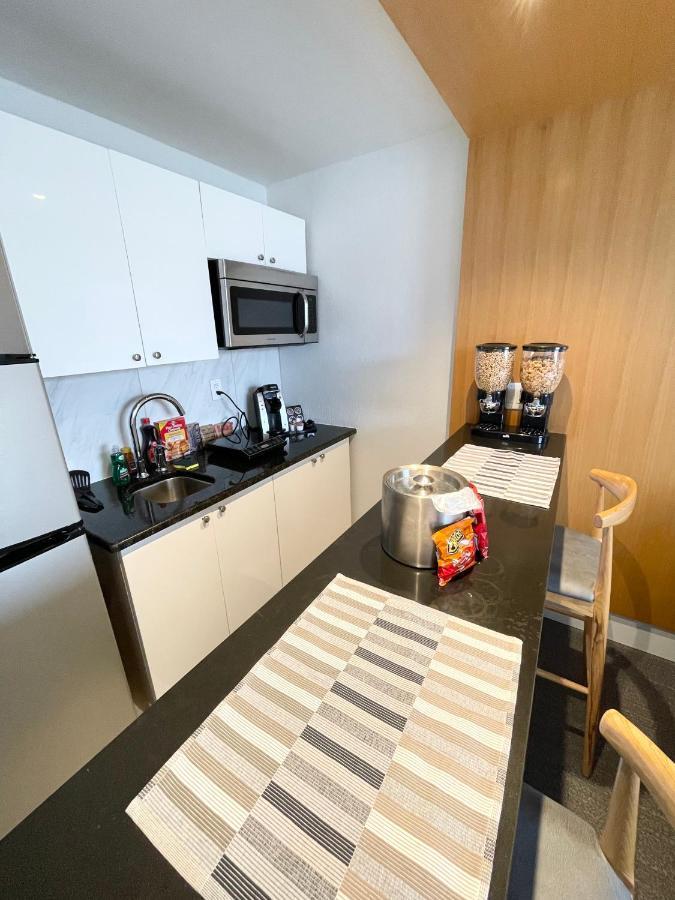 West Wing Hotel, Ascend Collection 3* Tampa
