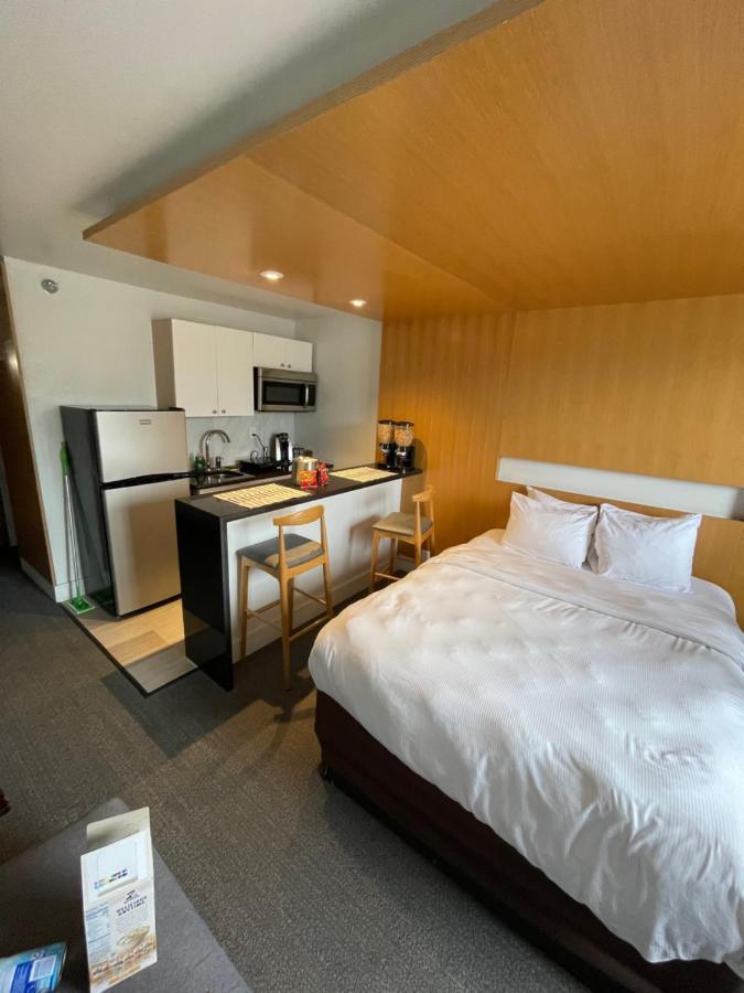 West Wing Hotel, Ascend Collection Tampa